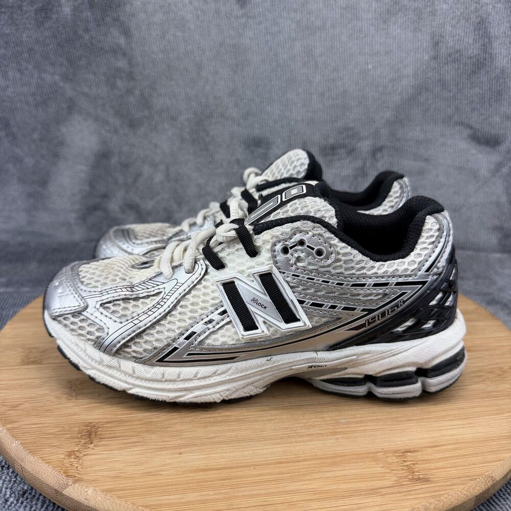 New Balance 1906R Shoes Boys Size 3 White Black Mesh Running Sneakers PC1906ER - Picture 4 of 8